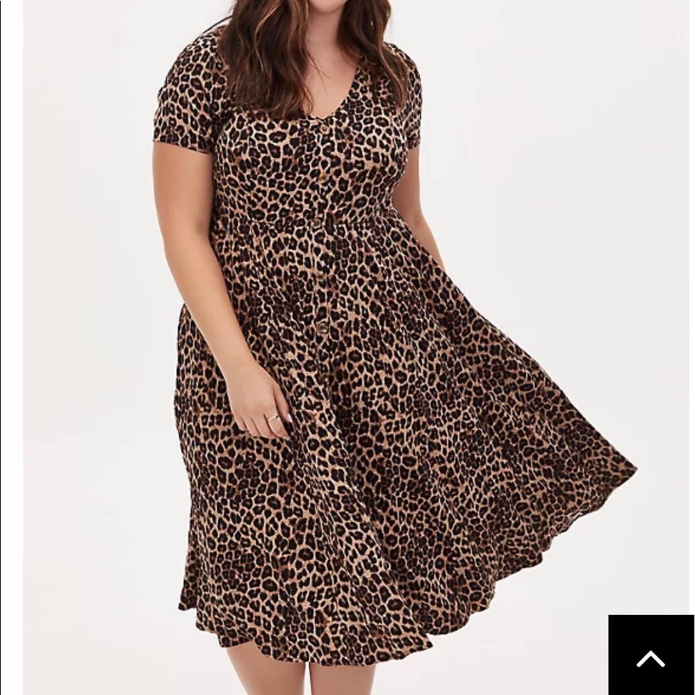 Torrid Leopard Print Short Sleeve Midi Dress